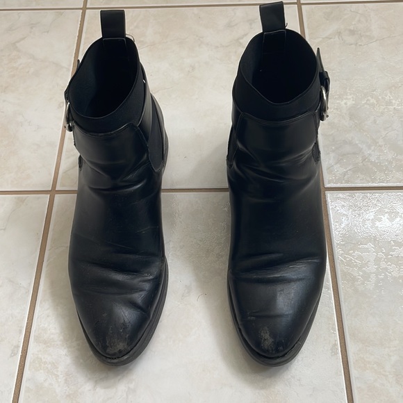 Chunky black Zara booties with pointed toe - Picture 3 of 14